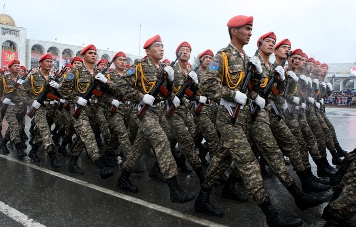 Η Ρωσία γιόρτασε τη νίκη επί της ναζιστικής Γερμανίας το 1945 με μεγαλειώδη παρέλαση [εικόνες] | iefimerida.gr 5