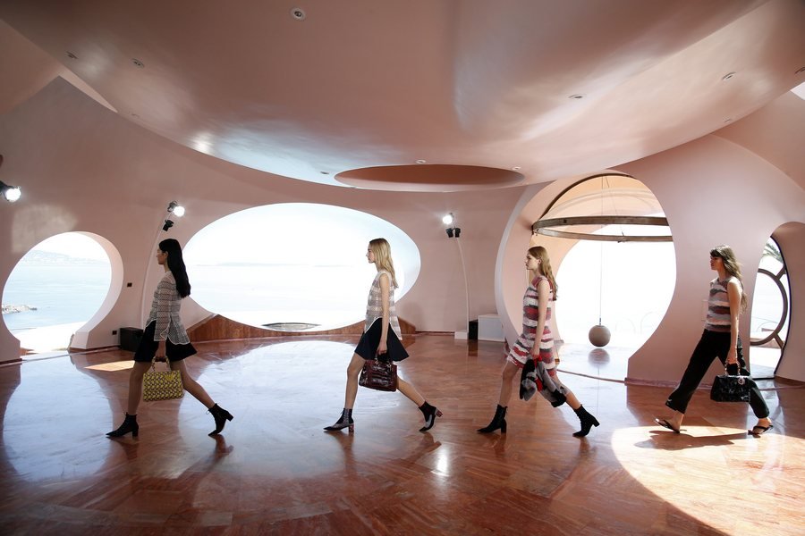 Ο Βέλγος σχεδιαστής Ραφ Σάιμονς στο τιμόνι του Calvin Klein [εικόνες&βίντεο] | iefimerida.gr 1