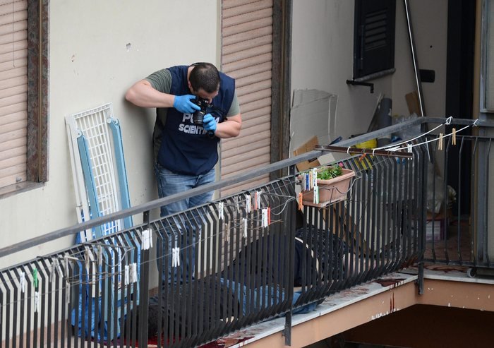 Μακελειό στη Νάπολη: Σε κατάσταση αμόκ σκότωσε 4 και τραυμάτισε 6 πριν συλληφθεί | iefimerida.gr 4