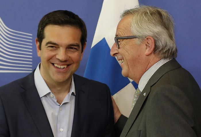 Οι κάλτσες Τσακαλώτου που κατέπληξαν τις Βρυξέλλες [εικόνες] | iefimerida.gr 0