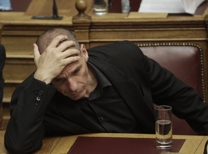 Το σακίδιο του Βαρουφάκη, το εμπριμέ της Ραχήλ και οι συστάσεις Καραμανλή στο Δένδια [εικόνες] | iefimerida.gr 7