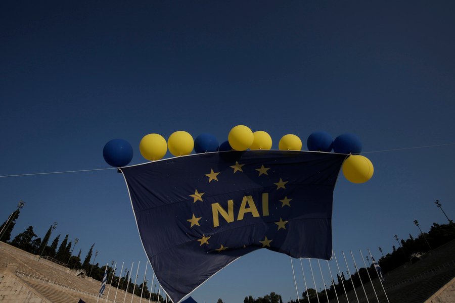 Πλημμύρισε το Καλλιμάρμαρο - Με τον Εθνικό Υμνο τελείωσε η συγκέντρωση [εικόνες]  | iefimerida.gr 5