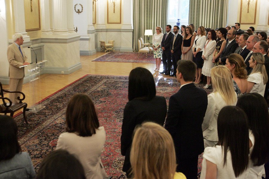 Παυλόπουλος: Αδιαπραγμάτευτη και αδιατάρακτη η πορεία της χώρας στην ΕΕ [εικόνες] | iefimerida.gr 3