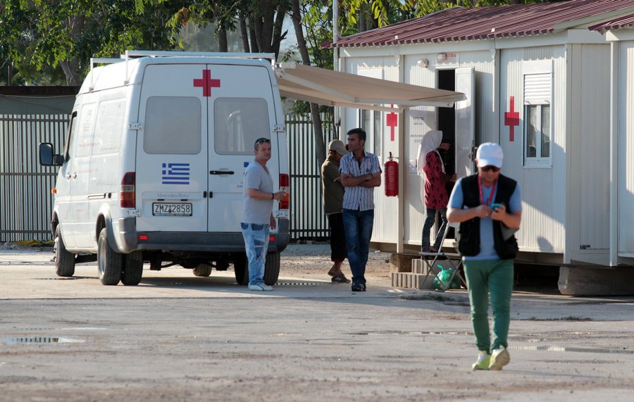 Η κυβέρνηση επιδεικνύει τις εγκαταστάσεις προσφύγων στον Ελαιώνα [εικόνες] | iefimerida.gr 0