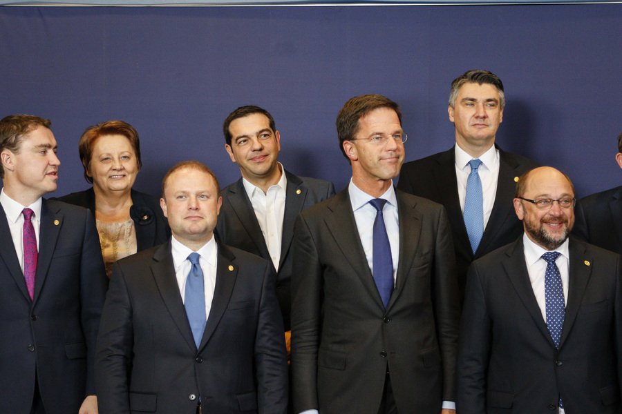 Τετ α τετ Τσίπρα-Μέρκελ στη Σύνοδο Κορυφής [εικόνες] | iefimerida.gr 3