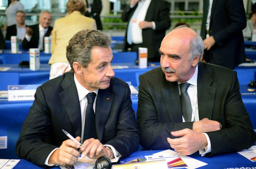 Η μεγάλη αγκαλιά του Γιούνκερ σε Μεϊμαράκη στη Μαδρίτη [εικόνες] | iefimerida.gr 4