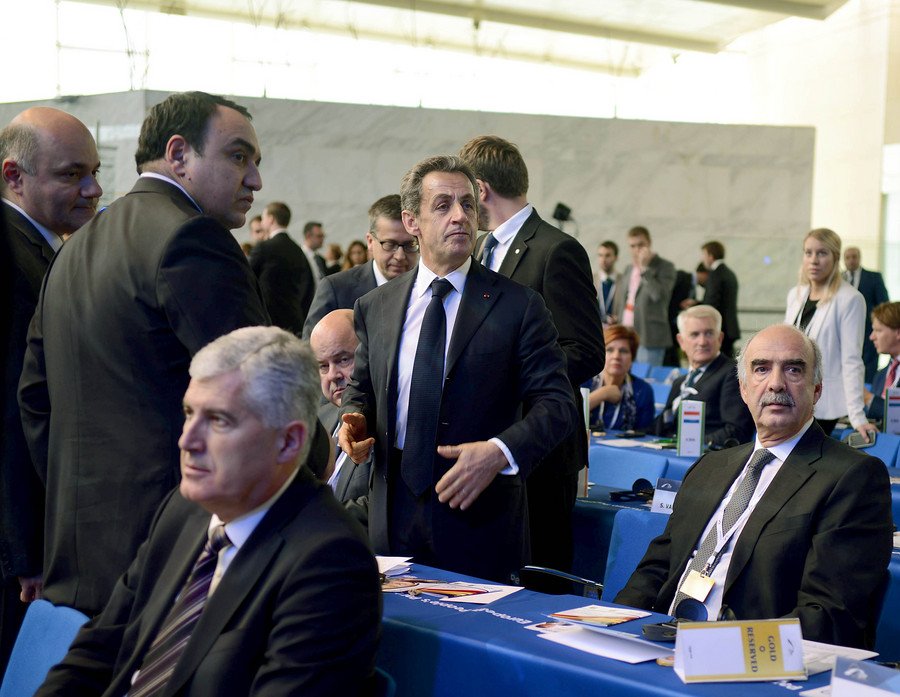 Σαρκοζί με Μεϊμαράκη - Υψηλές συναντήσεις για τον πρόεδρο της ΝΔ [βίντεο] | iefimerida.gr 2