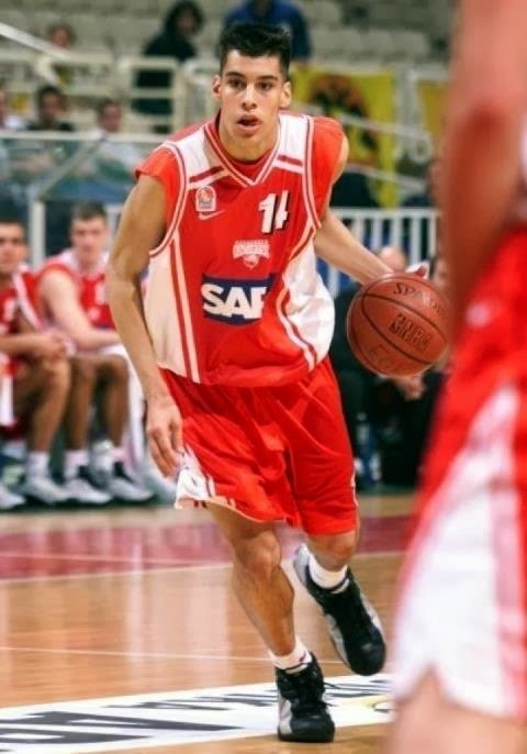 Πρίντεζης: Αμούστακος πήγε το 2000 στον Ολυμπιακό και θα φύγει 35άρης το 2020 [εικόνες] | iefimerida.gr 2