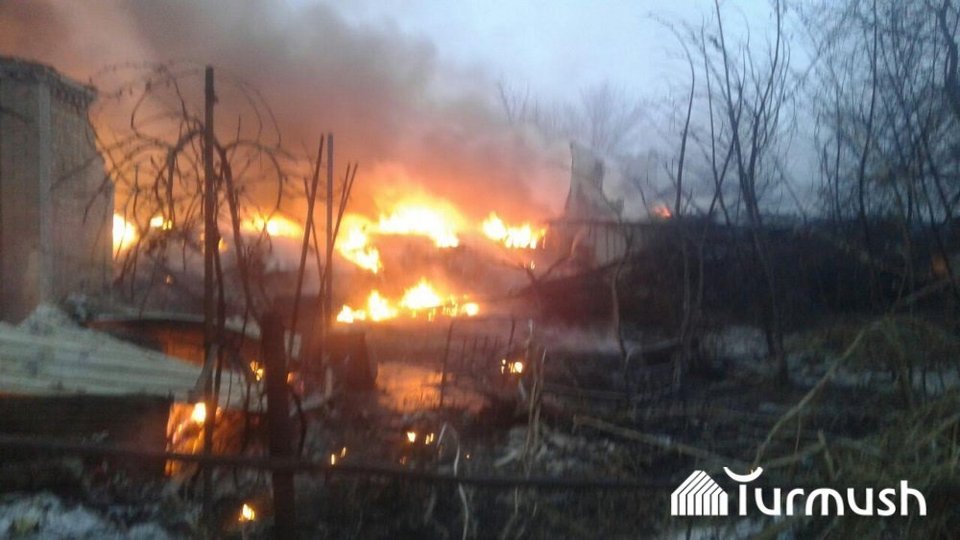 Τραγωδία στο Κιργιστάν: Συνετρίβη αεροσκάφος σε σπίτια, τουλάχιστον 37 νεκροί [εικόνες & βίντεο] | iefimerida.gr 3