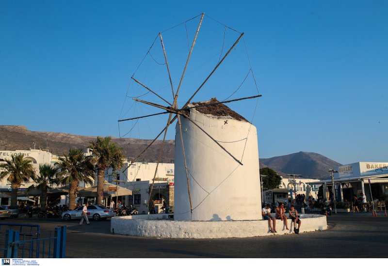 Στη Νότια Αφρική εκθειάζουν την Πάρο: Για ένα ταξίδι στον παράδεισο! | iefimerida.gr 1