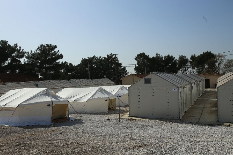 Κρίση στα Διαβατά: Στέλνουν εκεί χιλιάδες πρόσφυγες, οι κάτοικοι θα σχηματίσουν ανθρώπινη αλυσίδα [εικόνες] | iefimerida.gr 2