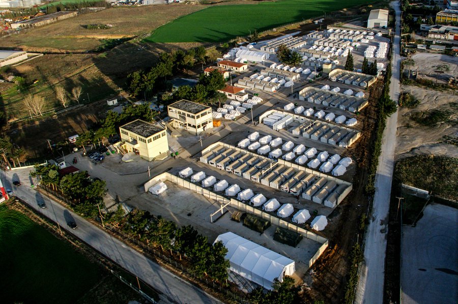 Καμμένος: 24.000 πρόσφυγες στην Ελλάδα -Δεν απειλούν κανέναν, θέλουν να φύγουν [εικόνες] | iefimerida.gr 2