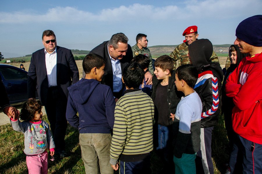 Καμμένος: 24.000 πρόσφυγες στην Ελλάδα -Δεν απειλούν κανέναν, θέλουν να φύγουν [εικόνες] | iefimerida.gr 0