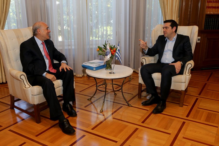 Γκουρία σε Τσίπρα: Είμαστε εδώ για να σας στηρίξουμε | iefimerida.gr 3