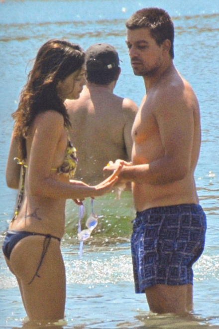  H Kατερίνα Λέχου με μπικίνι στη Πάτμο [εικόνες]  | iefimerida.gr 3