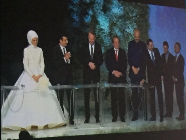 «Βασιλικός» γάμος για την μικρή κόρη του Ερντογάν – 6.000 καλεσμένοι στο Κέντρο Τεχνών [εικόνες] | iefimerida.gr 2