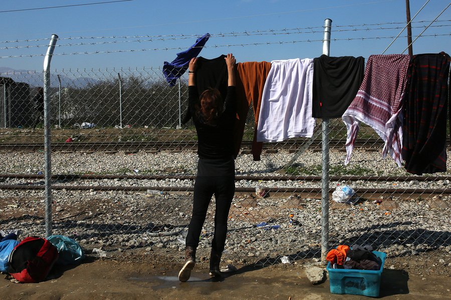 Μουδιασμένοι από τις εξελίξεις: Αμηχανία και ερωτηματικά για την επόμενη μέρα, στην Ειδομένη | iefimerida.gr 0