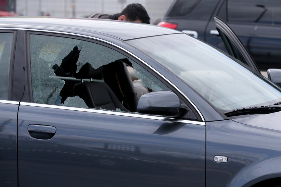 Πυροβόλησαν τον διευθυντή του Νεφρολογικού Τμήματος του Νοσοκομείου της Νίκαιας [εικόνες] | iefimerida.gr 0