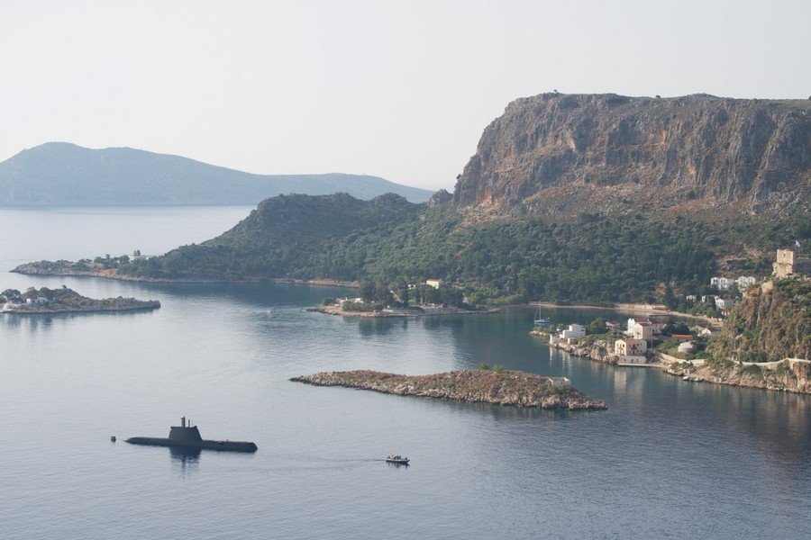 Το υποβρύχιο «Ματρώζος» επισκέφθηκε το Καστελόριζο και έκλεψε τις εντυπώσεις [εικόνες] | iefimerida.gr 1