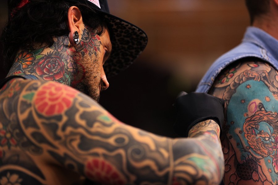Ο παράδεισος των τατουάζ: Ανοιξε τις πόρτες του το 10ο «Athens Tatoo Convention» [εικόνες] | iefimerida.gr 5