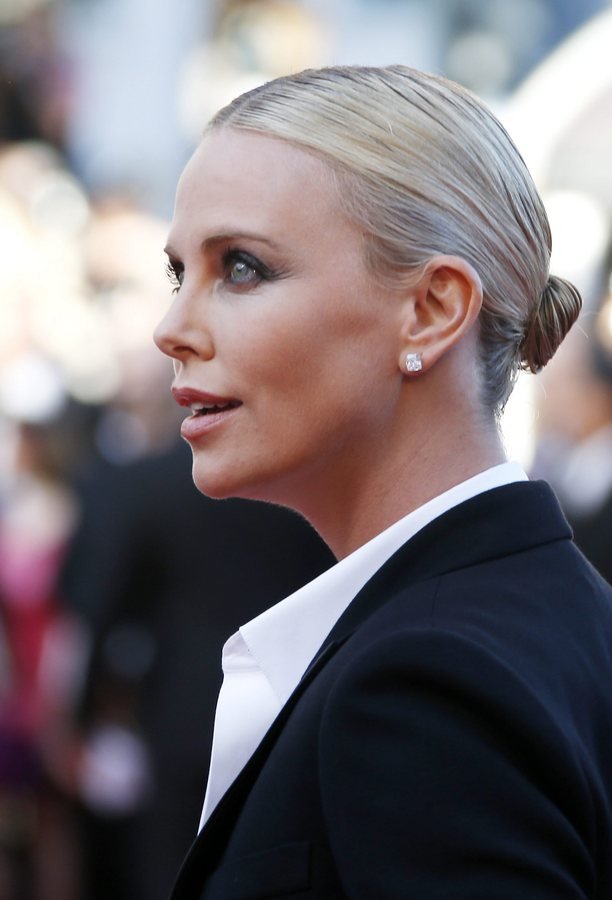 «Εθαψαν» την ταινία του Σον Πεν στις Κάννες -Την παρομοίασαν με ένα θανατηφόρο τροχαίο [εικόνες]  | iefimerida.gr 2