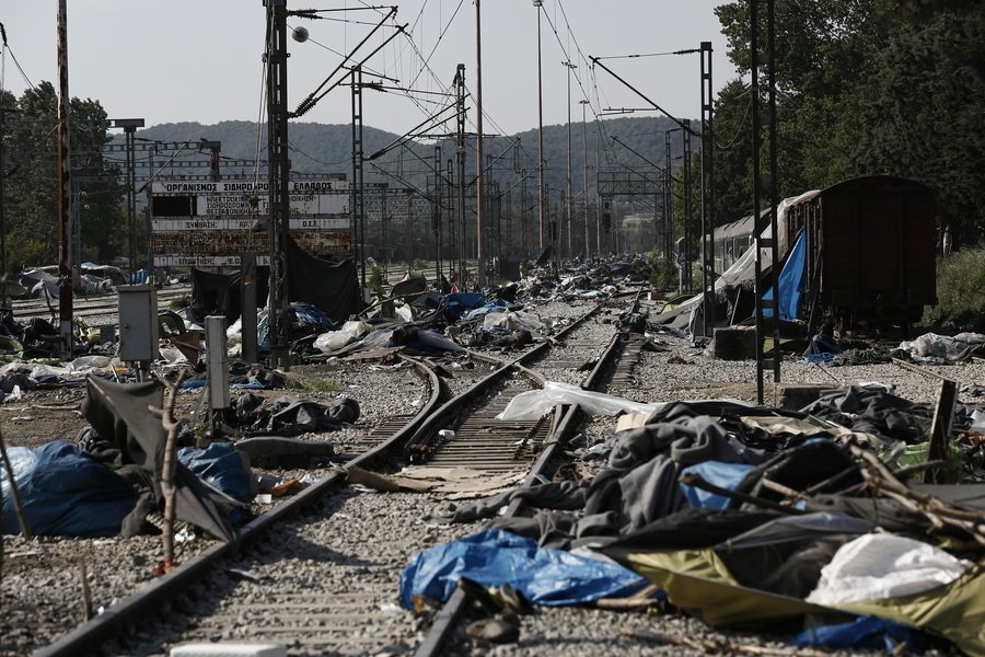 Καταυλισμός-φάντασμα: Αδειασε η Ειδομένη - Απομάκρυναν 3.820 μετανάστες | iefimerida.gr 0