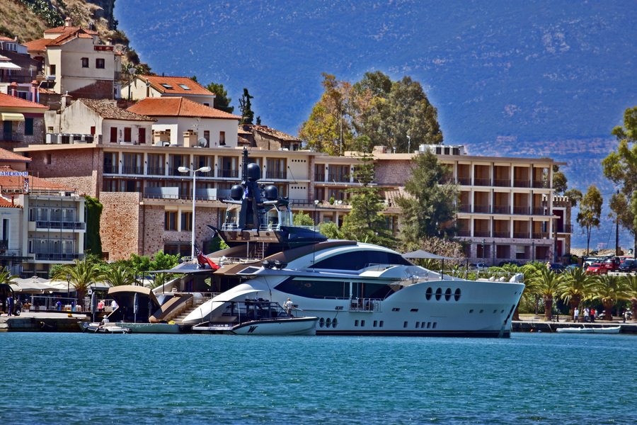 Η «Jaguar» των γιοτ στο λιμάνι του Ναυπλίου -Ανήκει στον βασιλιά του χάλυβα [εικόνες] | iefimerida.gr 1