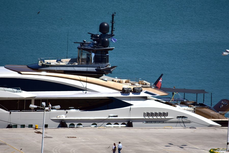 Η «Jaguar» των γιοτ στο λιμάνι του Ναυπλίου -Ανήκει στον βασιλιά του χάλυβα [εικόνες] | iefimerida.gr 0