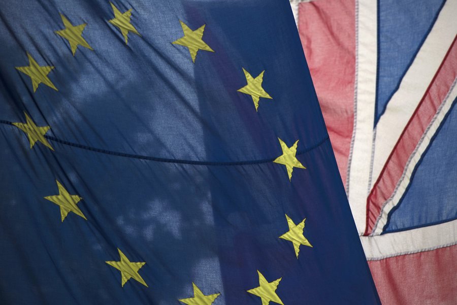 Guardian: Εναν μήνα μετά το αποτέλεσμα του Brexit -Τι σκέφτονται οι Βρετανοί | iefimerida.gr 1