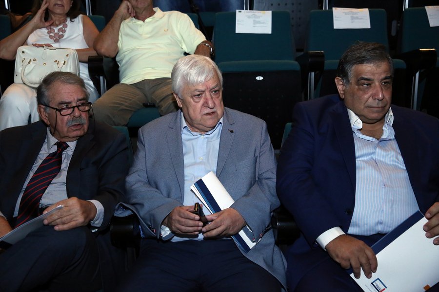 Ο Χάρης Θεοχάρης παρουσίασε την νέα πολιτική κίνηση -Την «Δημοκρατική Ευθύνη» [εικόνες] | iefimerida.gr 1