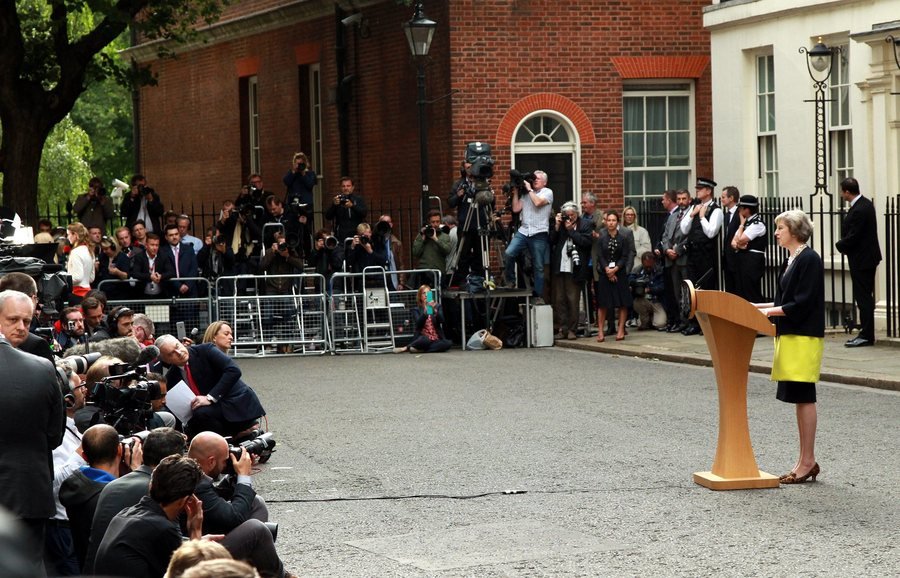 Εκπληξη από τη Μέι -Εβαλε υπουργό Εξωτερικών τον Μπόρις Τζόνσον [εικόνες] | iefimerida.gr 2