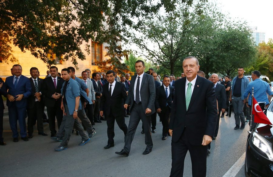 Ερντογάν: Μείνετε στους δρόμους μέχρι νεωτέρας – Στη Δύση με λένε δικτάτορα [εικόνες] | iefimerida.gr 1