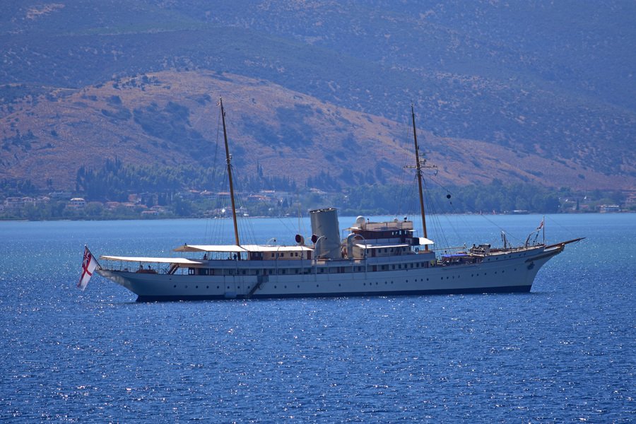 Ενα πολυτελές γιοτ με ιστορία, στο Ναύπλιο [εικόνες & βίντεο] | iefimerida.gr 0
