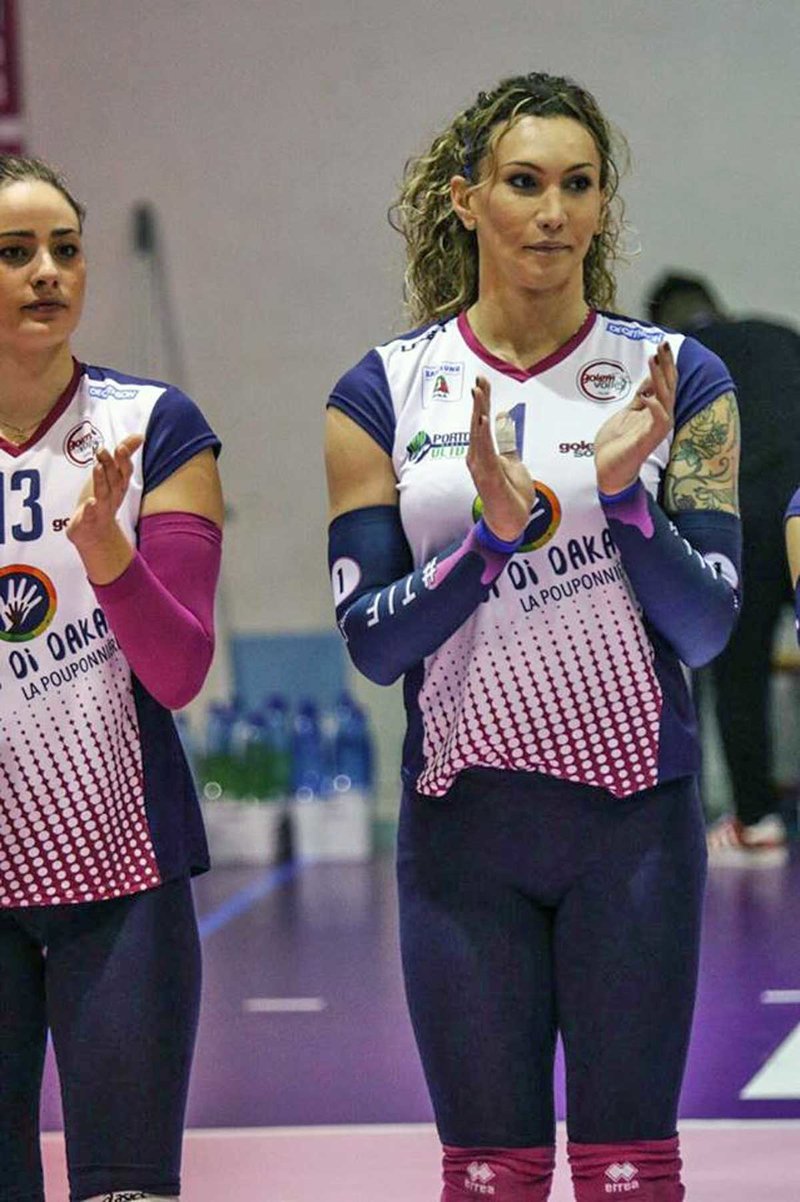 Η τρανσέξουαλ Τίφανι που διχάζει το παγκόσμιο βόλεϊ -Αντιδρούν αντίπαλες ομάδες [εικόνες & βίντεο] | iefimerida.gr 3