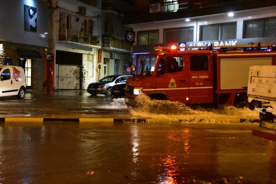 Σαρώνει την Ελλάδα το κύμα κακοκαιρίας -Προβλήματα και ζημιές -Καταιγίδα στην Αττική [εικόνες και βίντεο] | iefimerida.gr 5