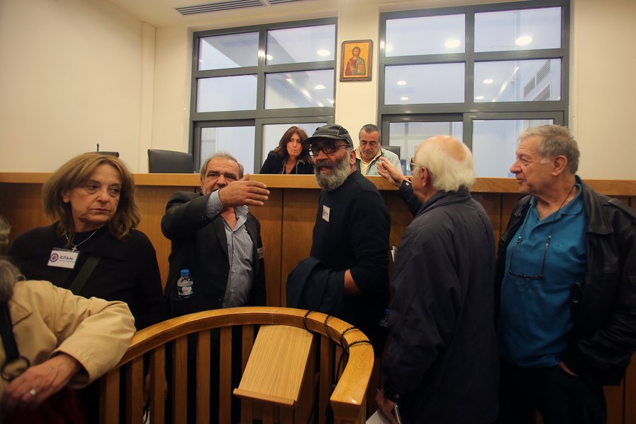 Μπλόκαραν πλειστηριασμούς σε Θεσσαλονίκη και Πάτρα – Ενταση στην Αθήνα [εικόνες] | iefimerida.gr 8