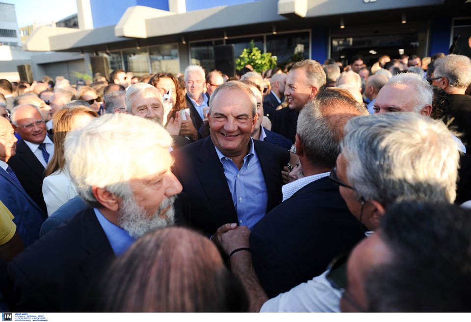 Εγκαίνια σε πανηγυρικό τόνο για το νέο αρχηγείο της ΝΔ στο Μοσχάτο [εικόνες] | iefimerida.gr 1