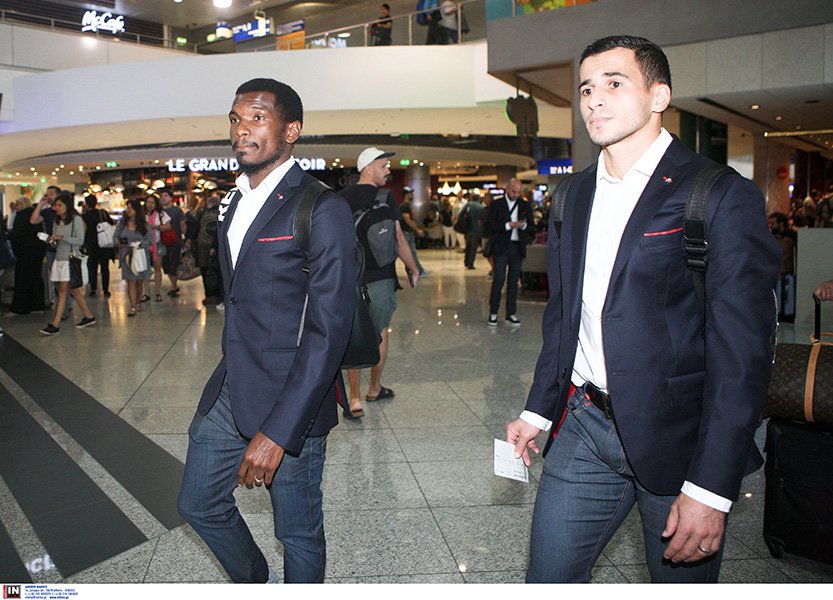Ο OLYMPIACOS FC αναχώρησε για Τορίνο με την νέα semi–formal ενδυμασία της σεζόν 2017/2018 | iefimerida.gr 10