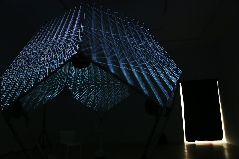 Με ορμή μπήκε στον Σεπτέμβριο το ΕΜΣΤ: Αφιέρωμα στον Bill Viola, εκπαιδευτικά προγράμματα, bazaar όσο η Αθήνα περιμένει να γίνουν επιτέλους τα θυρανοίξια στου ΦΙΞ [εικόνες] | iefimerida.gr 3