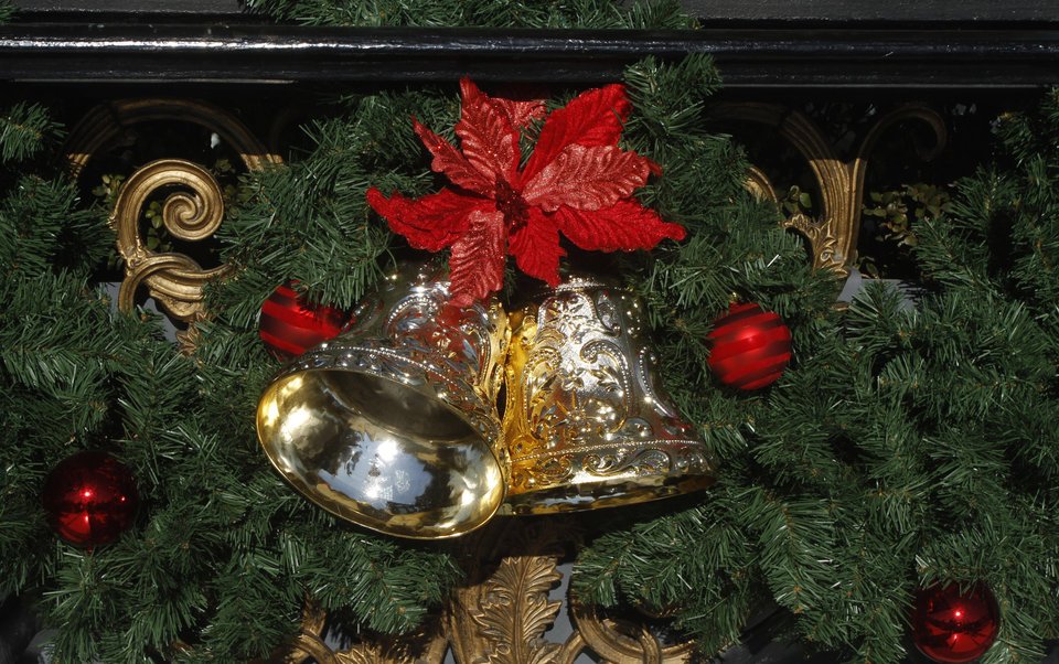 Στην οδό Βασ. Γεωργίου Α' 1 στην Αθήνα ήρθαν ήδη τα Χριστούγεννα – Στην υπόλοιπη πόλη από τις 10 Δεκεμβρίου και μετά [εικόνες] | iefimerida.gr 3