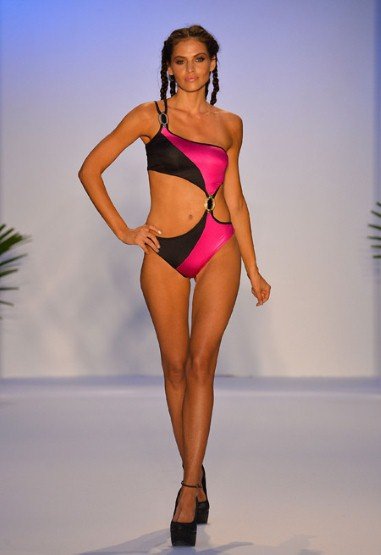 12 μαγιό που δεν πρέπει να φορεθούν για κανένα λόγο [εικόνες] | iefimerida.gr 7