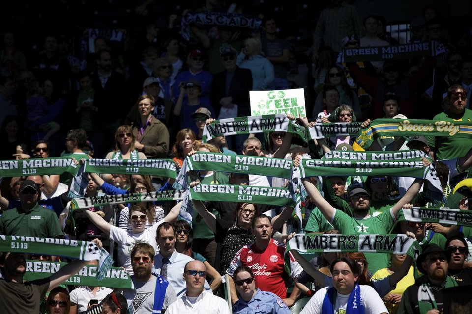 Το μεγαλείο του αθλητισμού – Η συγκινητική ιστορία 8χρονου καρκινοπαθούς οπαδού των Πόρτλαντ Τίμπερς [εικόνες] | iefimerida.gr 16