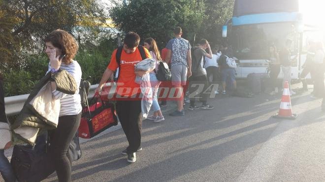 Παραλίγο τραγωδία στην Πάτρα: Φωτιά σε λεωφορείο που μετέφερε μαθητές Λυκείου Γλυφάδας [εικόνες & βίντεο] | iefimerida.gr 0