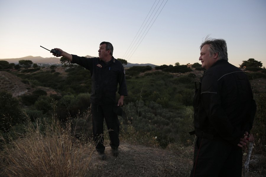 Σε ύφεση η πυρκαγιά στο Πικέρμι –Απειλήθηκε ξενοδοχείο και σπίτια [εικόνες&βίντεο] | iefimerida.gr 1