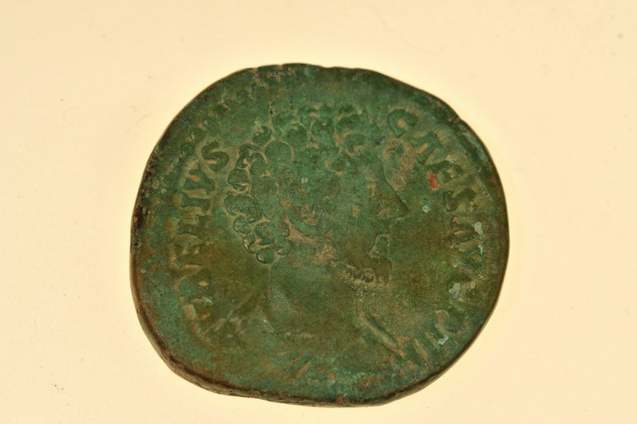 Νέα ευρήματα σε Μινωικό ανάκτορο στον Ψηλορείτη -Λαβύρινθος με νομίσματα και αγγεία [εικόνες]  | iefimerida.gr 0