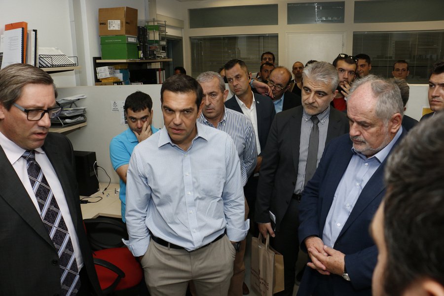 O Τσίπρας στο Ηράκλειο Κρήτης: Αν δώσουμε ανάσα στην έρευνα θα κάνουμε θαύματα [εικόνες] | iefimerida.gr 2