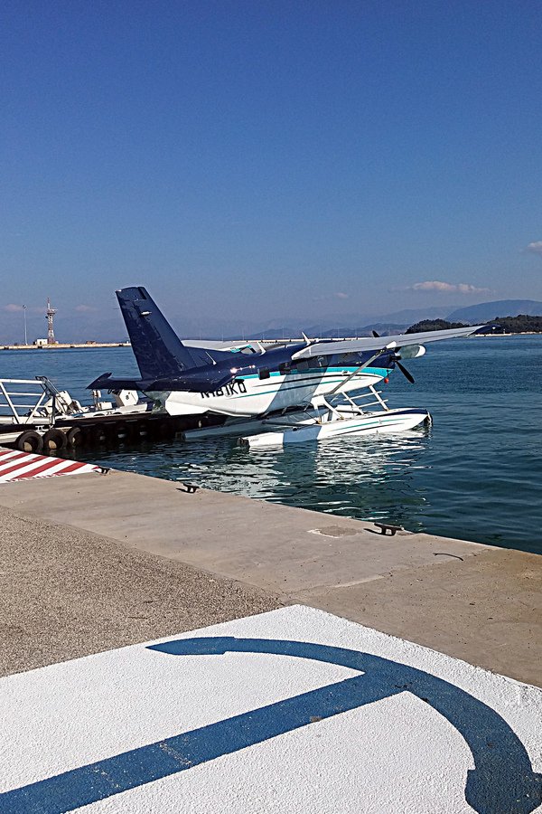 Οι πρώτες δοκιμαστικές πτήσεις υδροπλάνων στην Κέρκυρα -Με σκάφη 10 θέσεων [εικόνες]  | iefimerida.gr 0