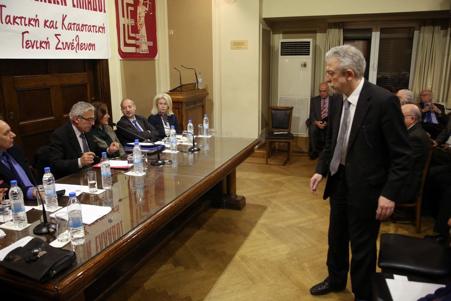 Εξελίξεις: Ο πρόεδρος του ΣτΕ καταγγέλλει «ωμή παρέμβαση στη Δικαιοσύνη» [βίντεο] | iefimerida.gr 1