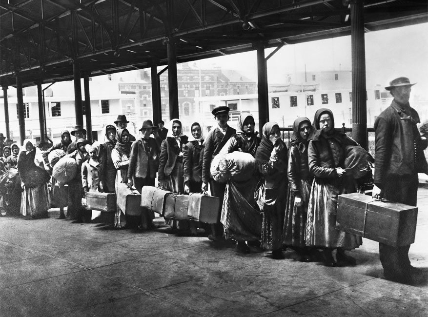 Ανήσυχος ο Μουζάλας: Η Ελλάδα κινδυνεύει να μετατραπεί σε Νήσο Ελις | iefimerida.gr 1