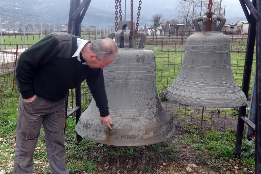 Ρωσία, Ισραήλ, Ρουμανία αγοράζουν καμπάνες από αυτό εδώ το εργαστήριο στα Ιωάννινα! [εικόνες & βίντεο] | iefimerida.gr 2
